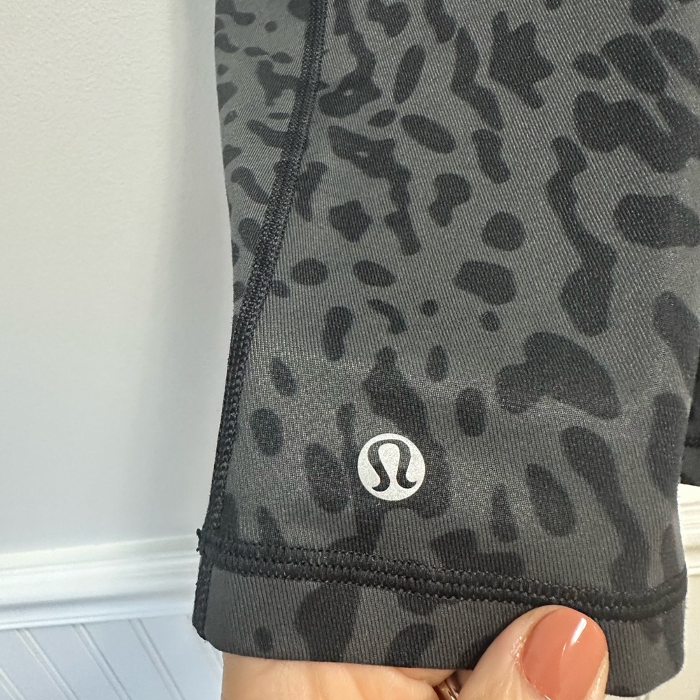 lululemon athletica Black Tank Top - Picture 4 of 7